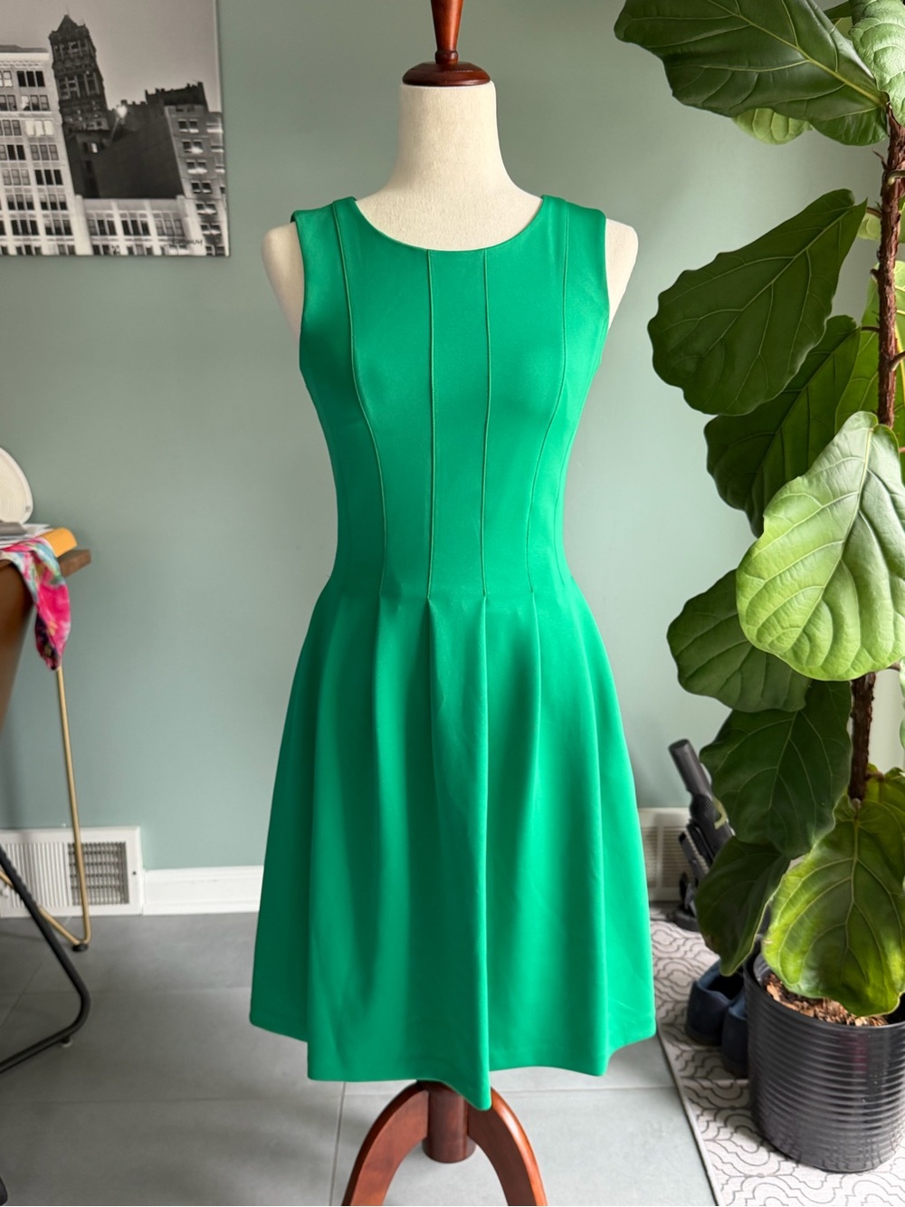 Calvin Klein Women’s Emerald Bright Green Fit-and-Flare Scuba Dress 2 - Picture 11 of 11